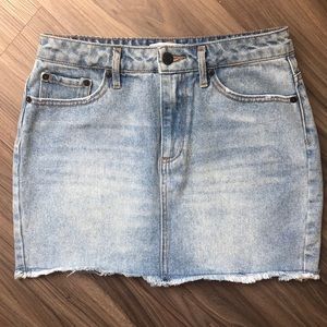Kittenish Jean Skirt
